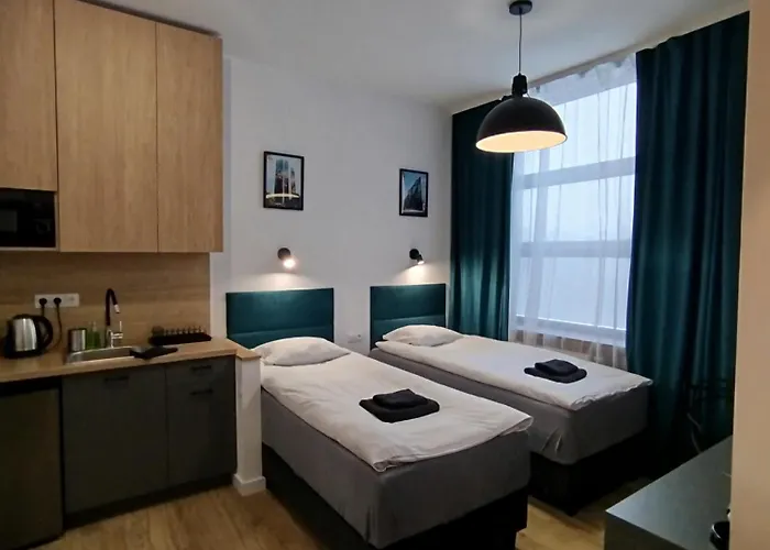 New Adler Alojamento de Acomodação e Pequeno-almoço 3*