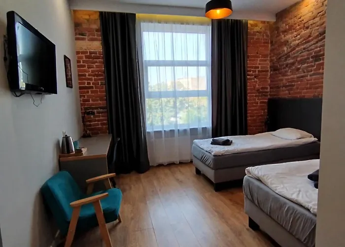 Alojamento de Acomodação e Pequeno-almoço New Adler Łódź