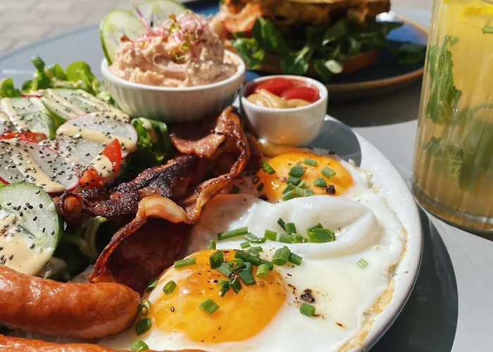 Alojamento de Acomodação e Pequeno-almoço New Adler Łódź